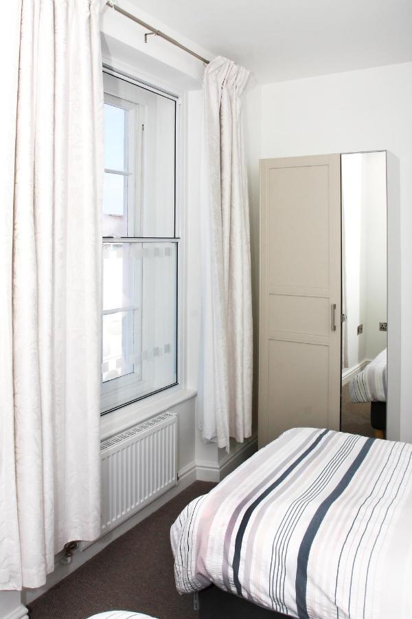 2 Yr Hen Fanc Appartement Aberaeron Buitenkant foto